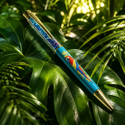 Macaw Me Maybe
